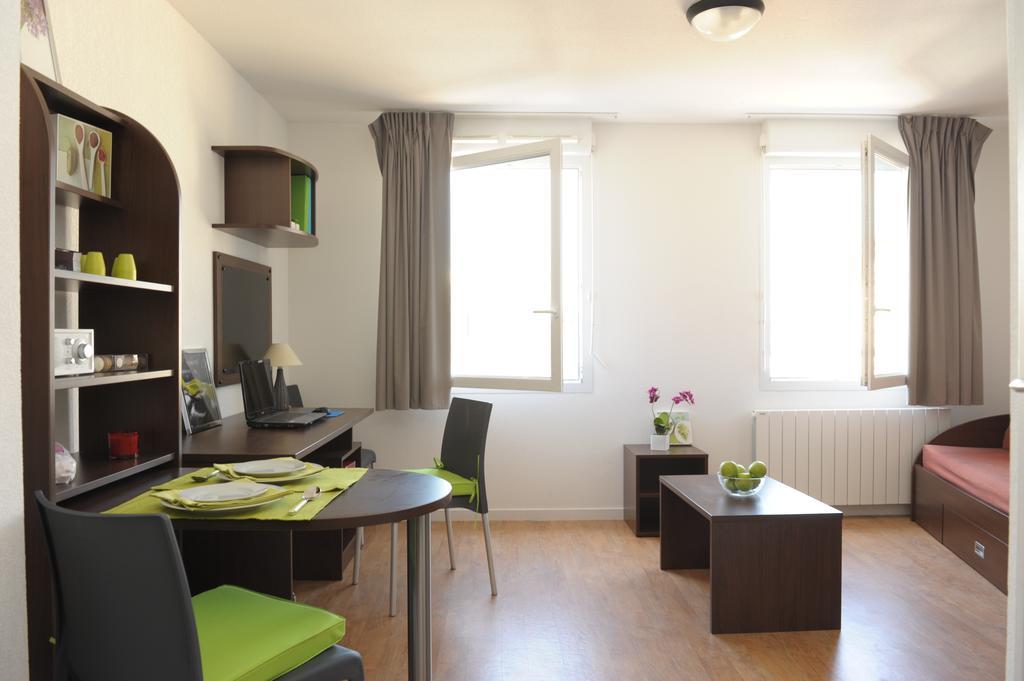 Central Fac Bourg-en-Bresse Chambre photo