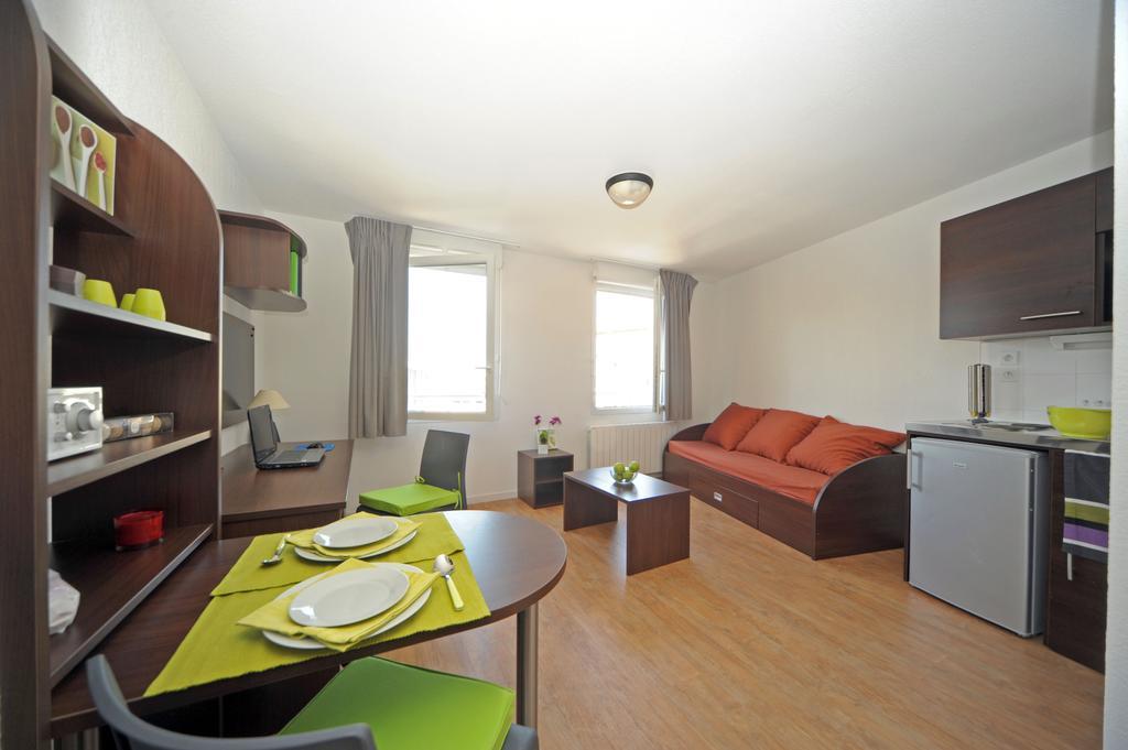 Central Fac Bourg-en-Bresse Chambre photo